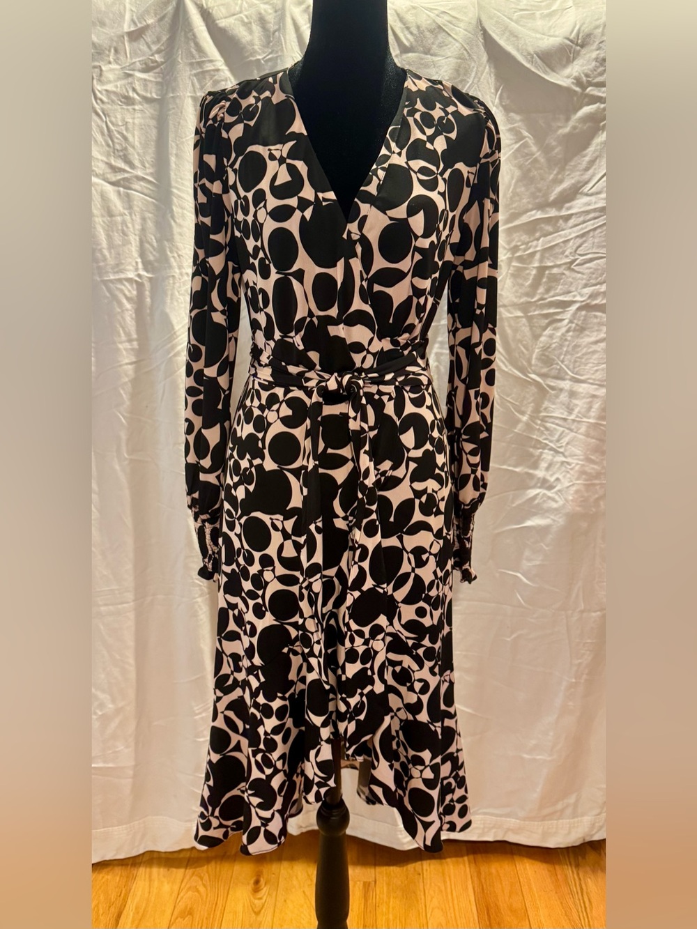 Rachel Parcell Black & Cream Geometric Wrap Midi Dress